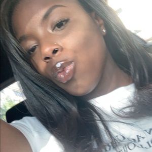 Meet your Posher, Jada